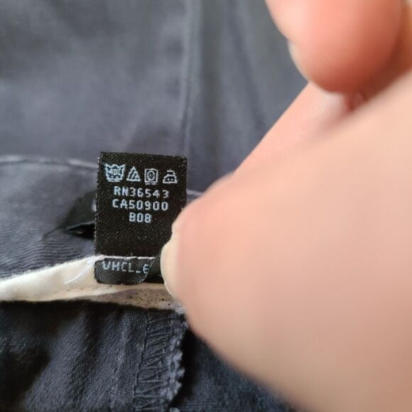 Van Heusen Mens Shorts Blue Size 44 100% Cotton Button Zip Close Pockets - Picture 8 of 11